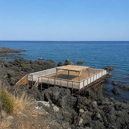 Apartament Neraaci Aci Castello